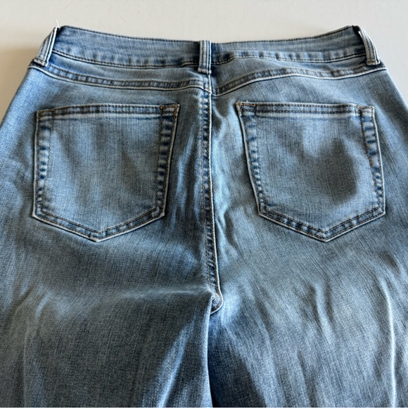 Rewash Jeans,  7/28, Button Fly, Rag Hem, 23” inseam, Like New - Picture 2 of 6